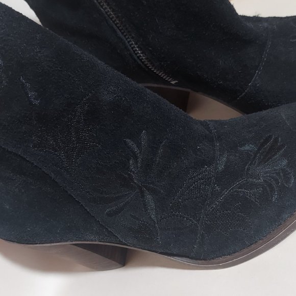 Lucky Brand Embroidered Suede Boots / US 9 - Picture 8 of 8
